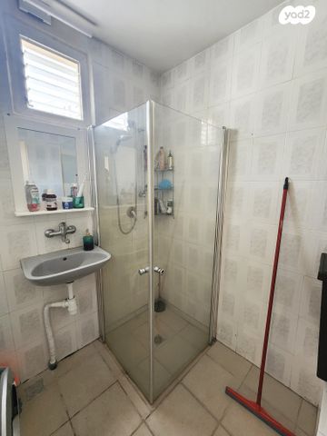 דירה, אצ"ל 24, טירת כרמל