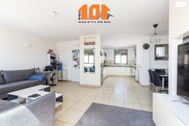 דירה, ליכטנשטיין, ירושלים