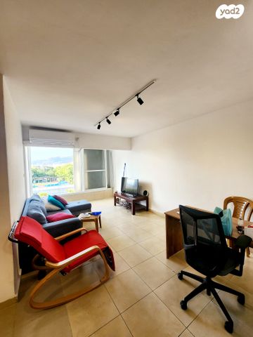 דירה, אצ"ל 24, טירת כרמל