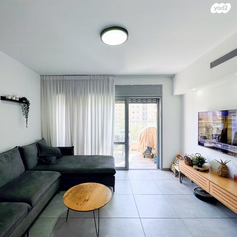 דירה, רפיח ים, נתיבות מערב, נתיבות