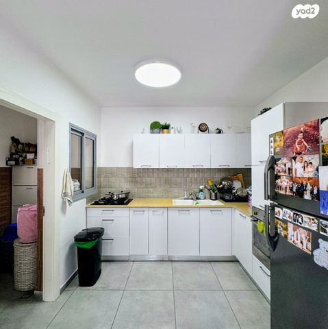 דירה, רפיח ים, נתיבות מערב, נתיבות