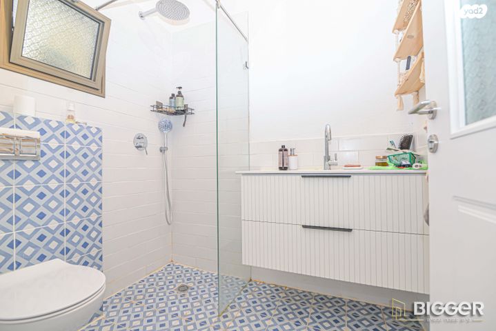 דו משפחתי, פרדס חנה כרכור