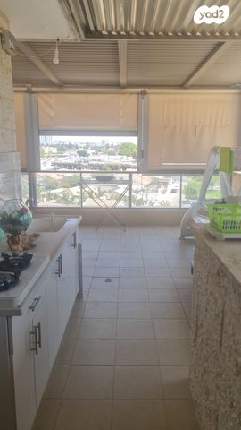 גג/ פנטהאוז, הלילך 6, הפרחים, קרית גת