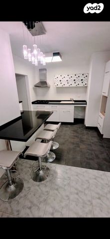 דירה, המפלס, מרכז, כפר סבא