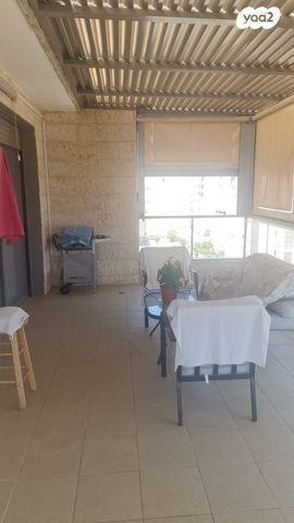 גג/ פנטהאוז, הלילך 6, הפרחים, קרית גת