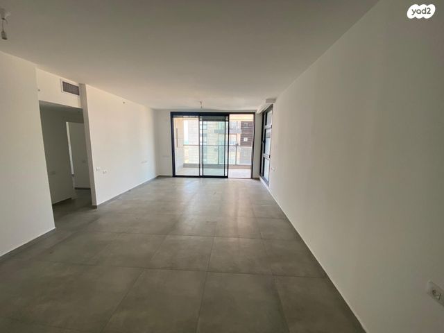 דרך מנחם בגין 