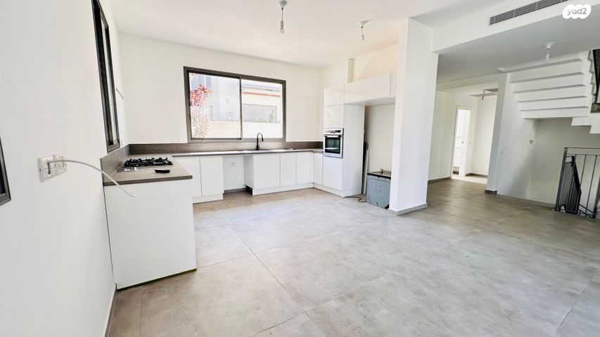 בית פרטי/ קוטג', פרדס משותף, מרכז דרום, רעננה