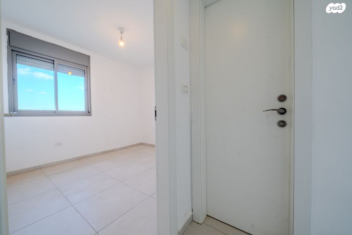 גג/ פנטהאוז, שוהם, אבני חן, חריש