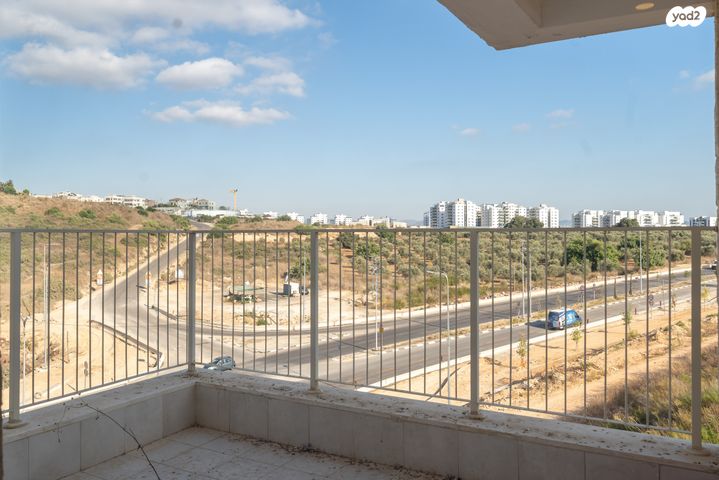 גג/ פנטהאוז, שוהם, אבני חן, חריש