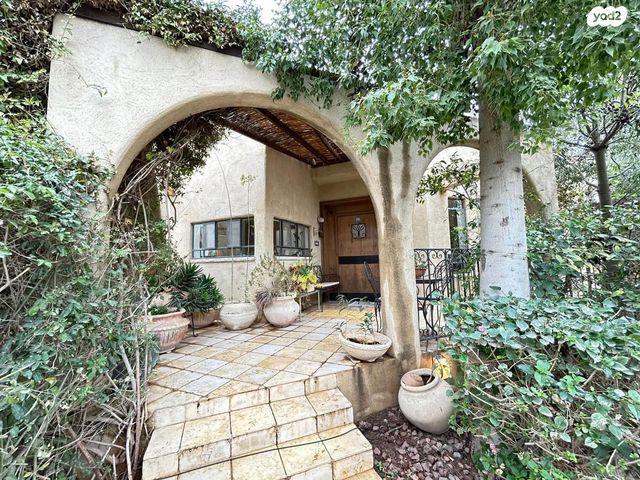 בית פרטי/ קוטג', עומר