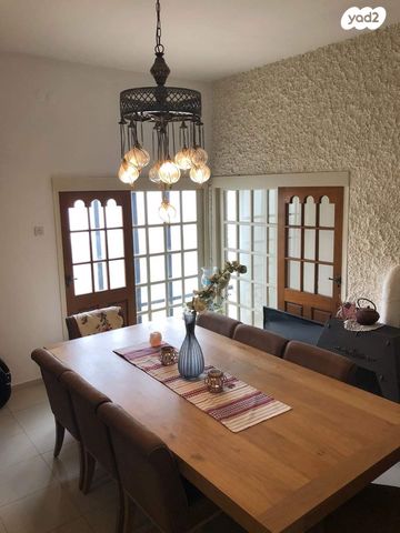 בית פרטי/ קוטג', עומר