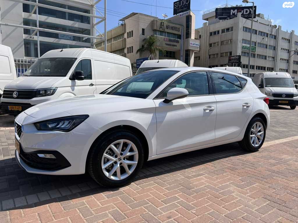 מודעת רכב סיאט לאון