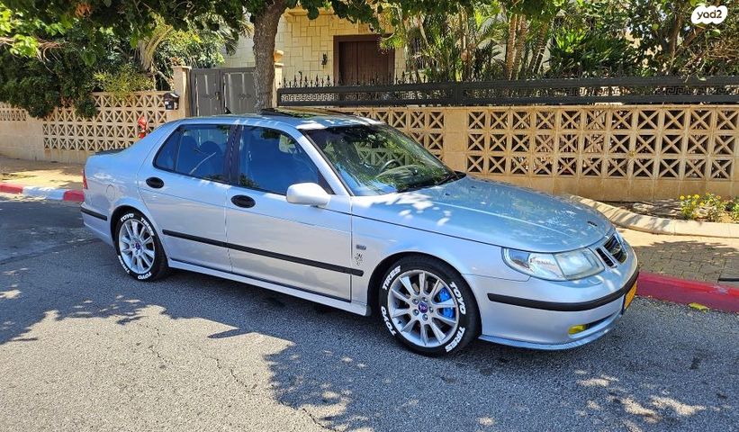 מודעת רכב סאאב 9-5