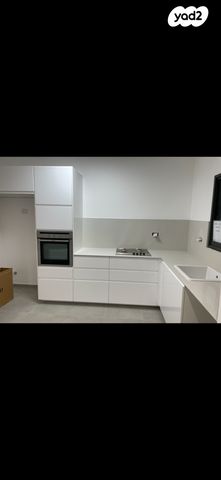 דירה, ליבנה 30, יצחק שמיר, נהריה