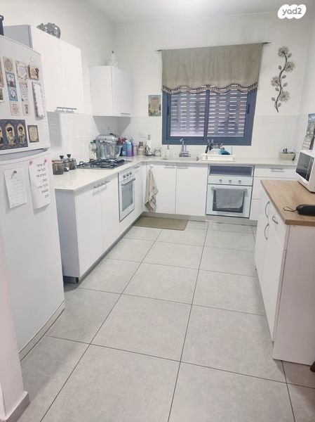 דירה, יערת העמק, מגדל העמק