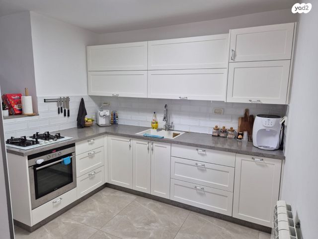 דירה, שבתאי הנגבי, גילה, ירושלים