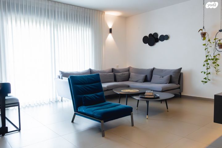 דירה, משכנות האומנים, קרית מוצקין