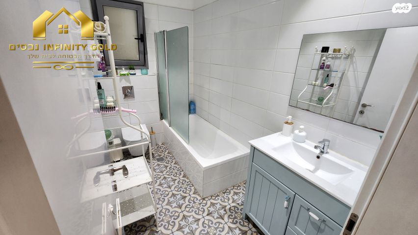 דירת גן, הקהילה, בצוותא, חריש