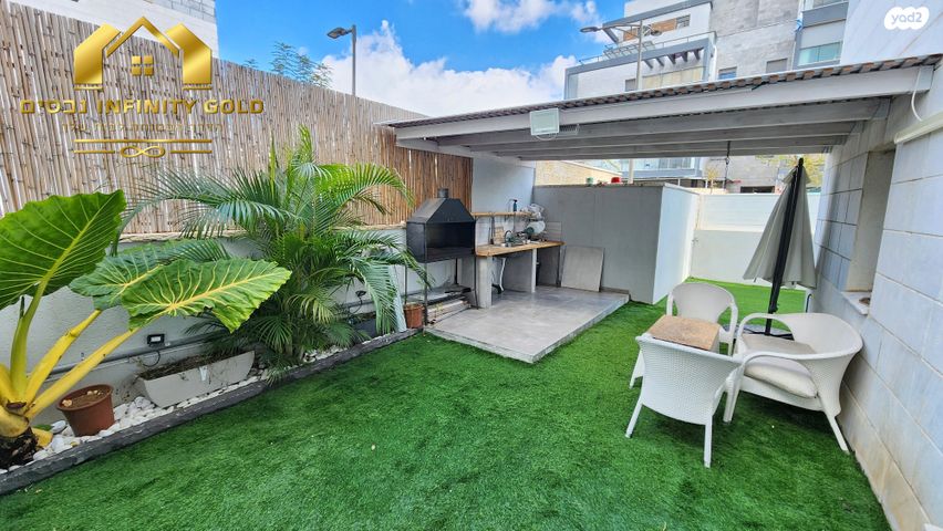 דירת גן, הקהילה, בצוותא, חריש