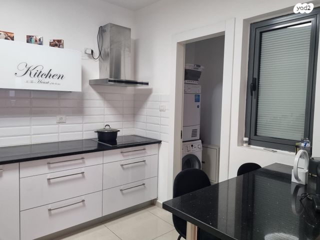 דירה, עמנואל זיסמן, חומת שמואל, הר חומה, ירושלים