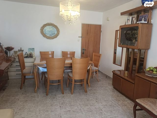 דירה, שדרות דוד המלך 18, שרת, לוד