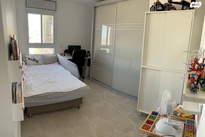 דירה, שבתאי הנגבי, גילה, ירושלים