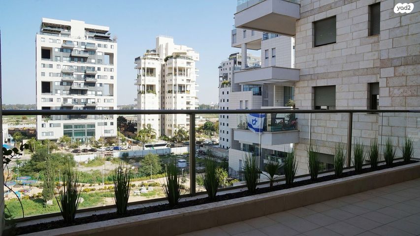 דופלקס, השדות, נווה גן, רמת השרון