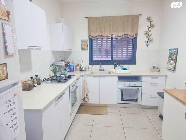 דירה, יערת העמק, מגדל העמק