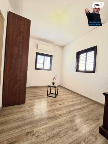 דופלקס, הרב קוק, רמב"ם, ראשון לציון