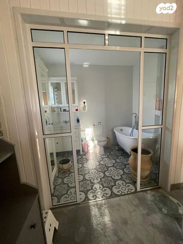 בית פרטי/ קוטג', בית אריה / עופרים