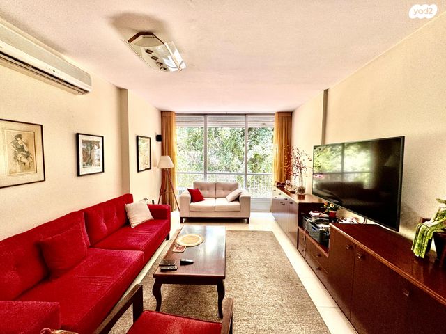 דירה, חברה חדשה 4, הצפון החדש - כיכר המדינה, תל אביב יפו