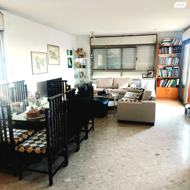 דירה, מודיעין מכבים רעות