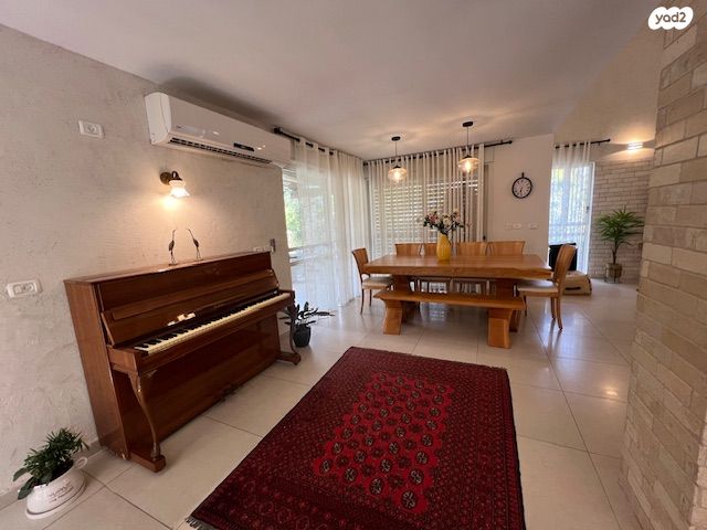 בית פרטי/ קוטג', כוכב יאיר / צור יגאל