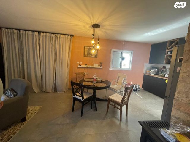 בית פרטי/ קוטג', בית אריה / עופרים