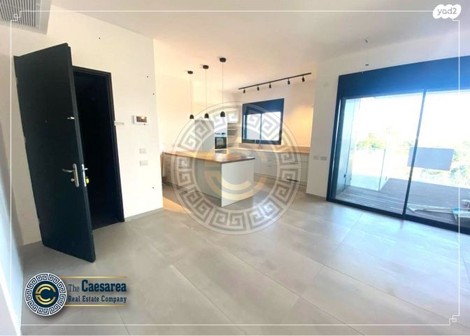 דירה, הצמרות, קיסריה