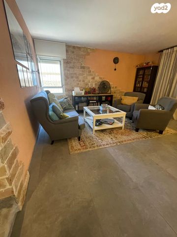 בית פרטי/ קוטג', בית אריה / עופרים