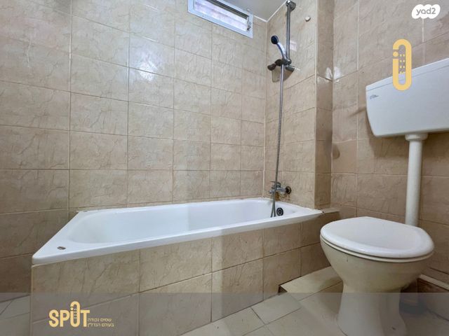 חנויות/ שטח מסחרי, הרצל 103, יל"ג, חיפה