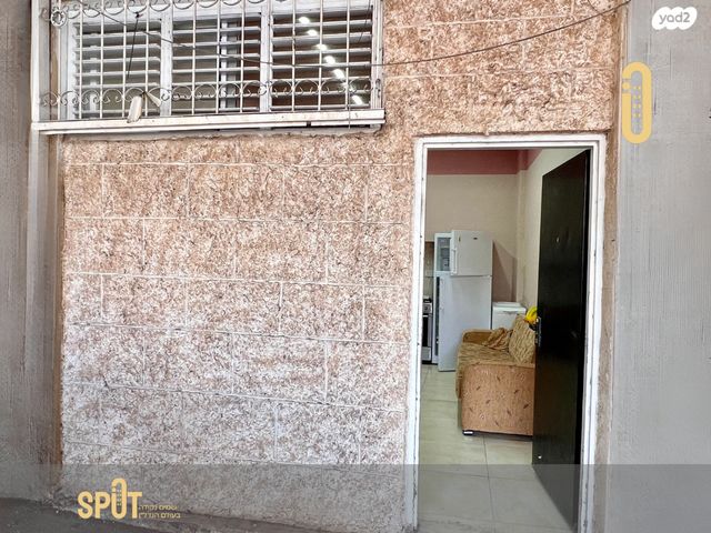 חנויות/ שטח מסחרי, הרצל 103, יל"ג, חיפה