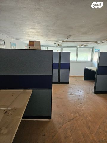 משרדים, מונטיפיורי, הרכבת, תל אביב יפו