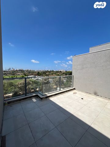 גג/ פנטהאוז, קמינסקה 8, קרית שלום, תל אביב יפו