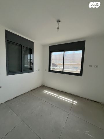 גג/ פנטהאוז, קמינסקה 8, קרית שלום, תל אביב יפו