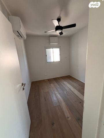 גג/ פנטהאוז, החרוב, עג'מי, גבעת העליה, תל אביב יפו