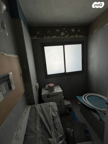 גג/ פנטהאוז, קמינסקה 8, קרית שלום, תל אביב יפו