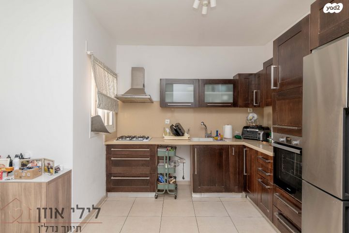 דירה, יוסף, קרית השרון, נתניה