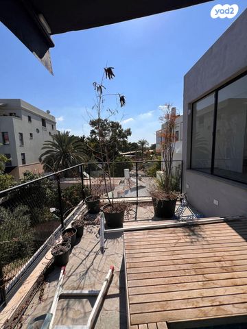 גג/ פנטהאוז, החרוב, עג'מי, גבעת העליה, תל אביב יפו