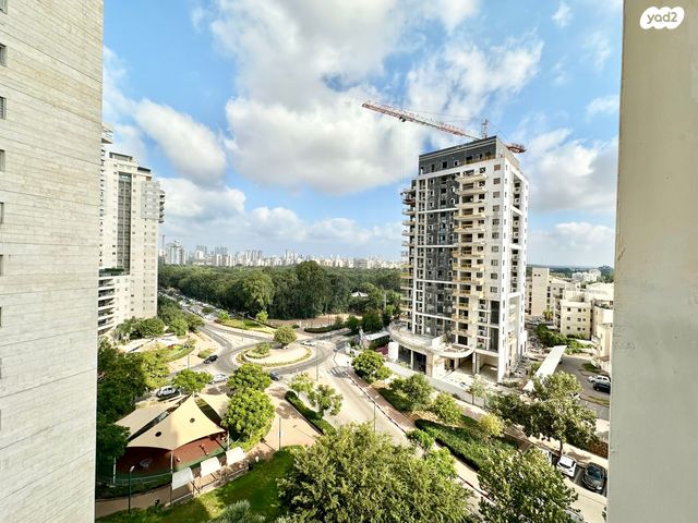 דירה, אלונים, קרית השרון, נתניה