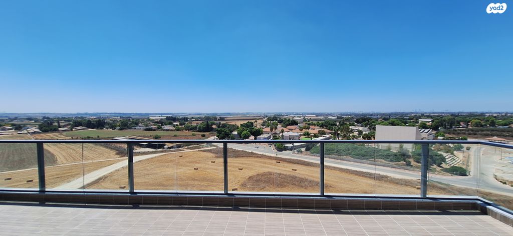 גג/ פנטהאוז, הגפן 6, כרמי הנדיב, אחוזת רוטנר, קרית מלאכי