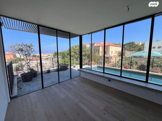 גג/ פנטהאוז, החרוב, עג'מי, גבעת העליה, תל אביב יפו