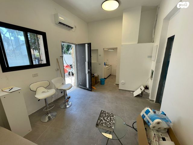 חנויות/ שטח מסחרי, חיפה