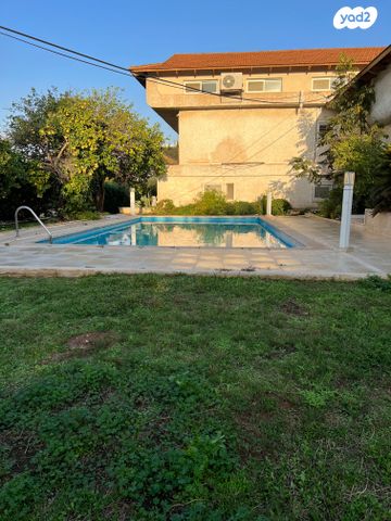 בית פרטי/ קוטג', סביון